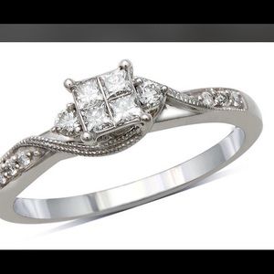 Women's diamond embellished silver bridal ring set